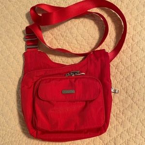 Baggallini Criss Cross Bagg (Crossbody) in Bright Red